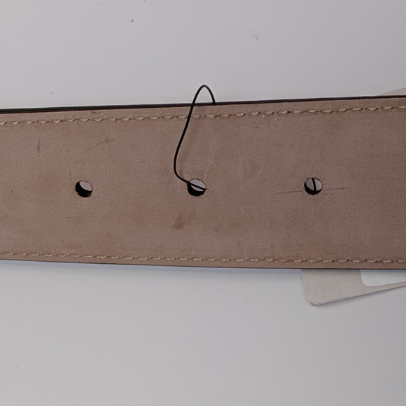 SOLD Gucci Red Leather with Interlocking G Belt - Picture 3 of 5